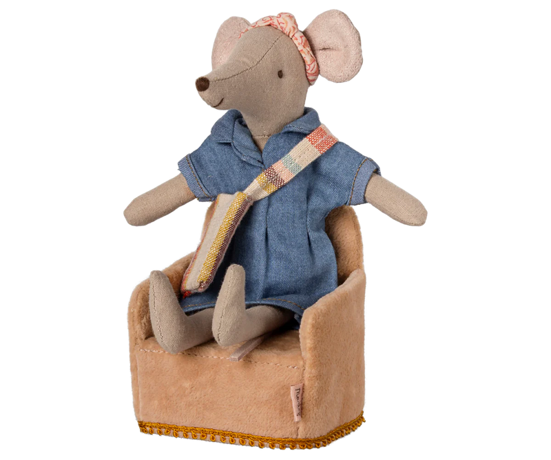 Maileg Folding Chair Mouse Powder S/S 2025