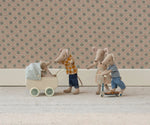 Maileg Pram with Baby Mouse Mint S/S 2025