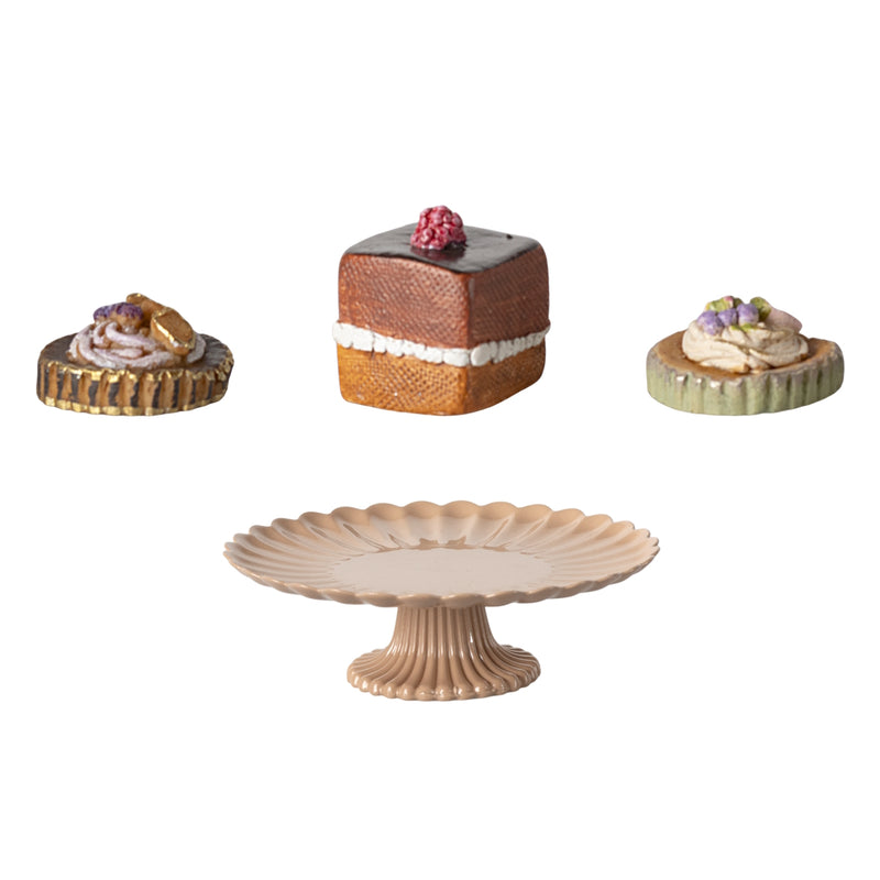 Maileg Cakes and Cake Stand Mini F/W 2024