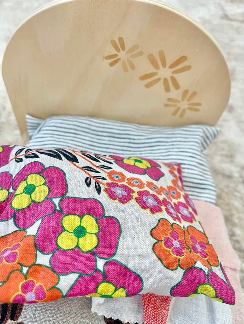 SALE 75% OFF  Pretty In Pine Flower Dolly Bed