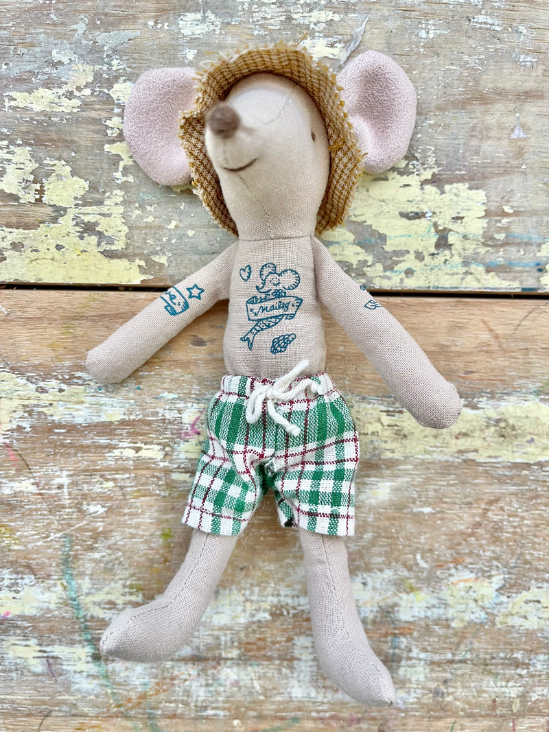 SALE 40% OFF Maileg Beach Mouse Dad In Cabin