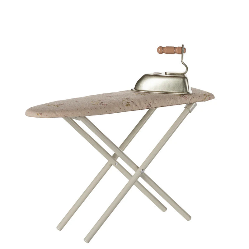 Maileg Iron And Ironing Board Miniature Off White F/W 2025 PRE ORDER ONLY
