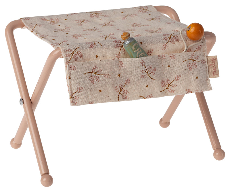 Maileg Nursery Table Baby Mouse Rose